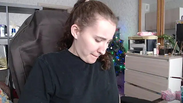 Snapshot of AnKey_Rayah chatting on January 2025 06:19:02 AM AnKey Rayah online show from January 2025 06:19:02 AM