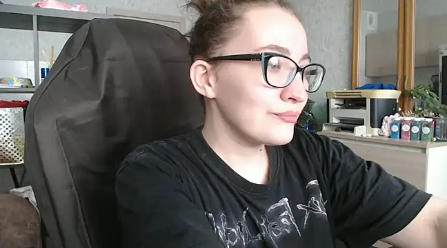 Snapshot of AnKey_Rayah chatting on January 2025 07:36:01 AM AnKey Rayah online show from January 2025 07:36:01 AM