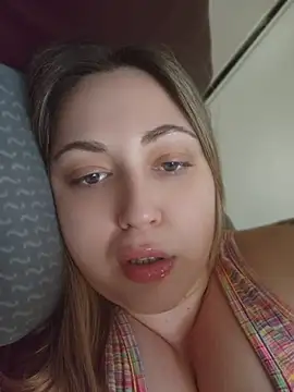 Snapshot of sofiabichota chatting on June 2026 06:18:02 PM sofiabichota online show from June 2026 06:18:02 PM