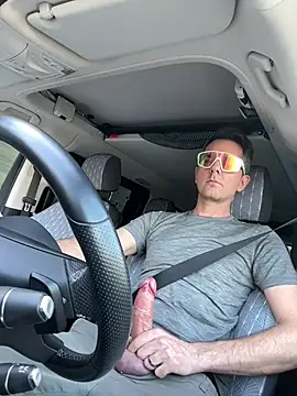 Snapshot of real6outdoors chatting on February 2026 02:17:02 PM real6outdoors online show from February 2026 02:17:02 PM