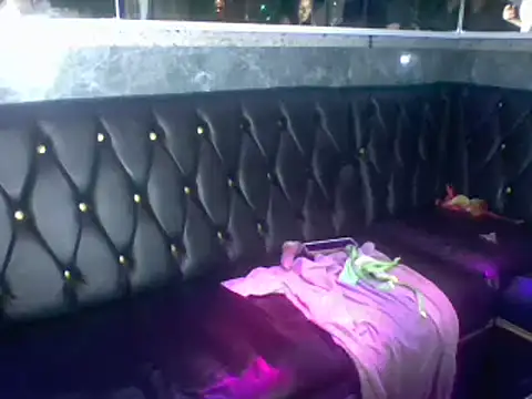 Snapshot of casaldeliciabrazil chatting on February 2025 08:21:01 AM casaldeliciabrazil online show from February 2025 08:21:01 AM