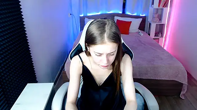 Kira honeyy online show from January 2025 02:17:02 PM