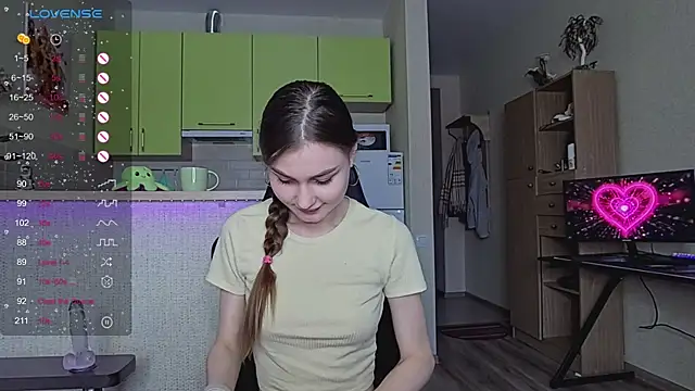 Snapshot of _Sweet_Lilit_ chatting on December 2024 10:39:02 AM  Sweet Lilit  online show from December 2024 10:39:02 AM