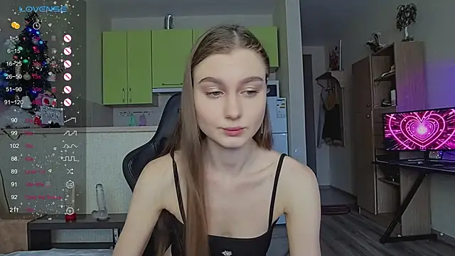 Snapshot of _Sweet_Lilit_ chatting on January 2025 10:42:02 AM  Sweet Lilit  online show from January 2025 10:42:02 AM