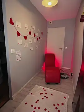 Clara-xoxo online show from February 2026 02:47:01 PM