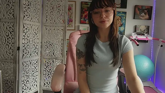makiyahbelle online show from June 2026 03:04:02 AM