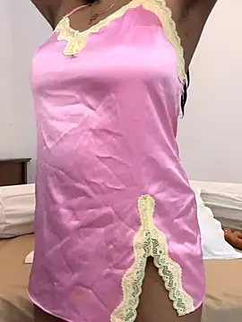 angelwavy online show from November 2025 12:32:01 AM