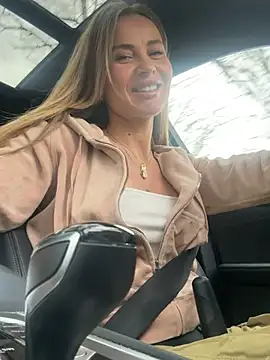 Etwas neugierig online show from March 2025 03:41:01 PM