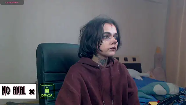 Dark  Elf online show from November 2025 10:21:01 PM