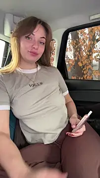 Snapshot of Night_dreams chatting on November 2025 08:14:02 AM Night dreams online show from November 2025 08:14:02 AM