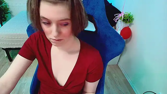 CranberryHot online show from October 2025 10:54:02 PM