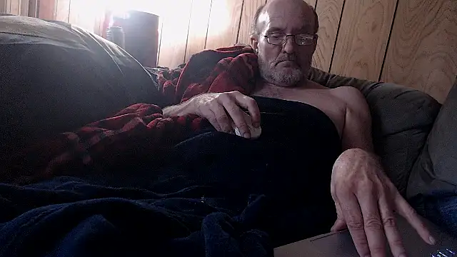 snickers1 online show from April 2026 02:06:01 PM