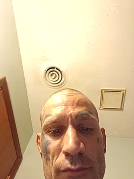 Casey884life online show from October 2025 11:52:02 AM