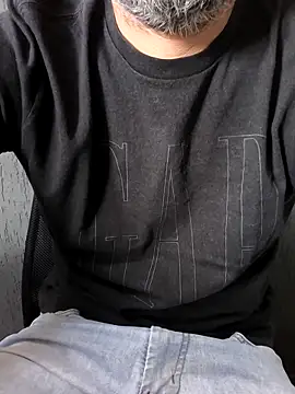 Leo Big online show from April 2026 11:32:01 AM