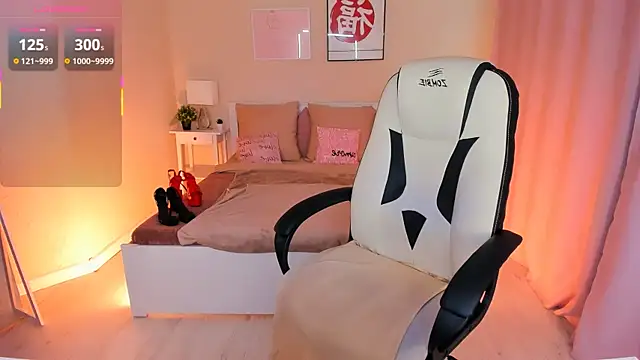 HelenaRegal online show from September 2025 01:47:02 PM