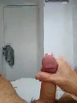 Alvaro2017 online show from February 2026 05:10:01 PM