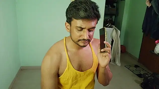 Snapshot of daringcutie chatting on March 2026 09:03:01 AM daringcutie online show from March 2026 09:03:01 AM