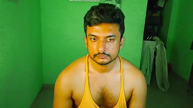 Snapshot of daringcutie chatting on April 2026 12:35:01 AM daringcutie online show from April 2026 12:35:01 AM