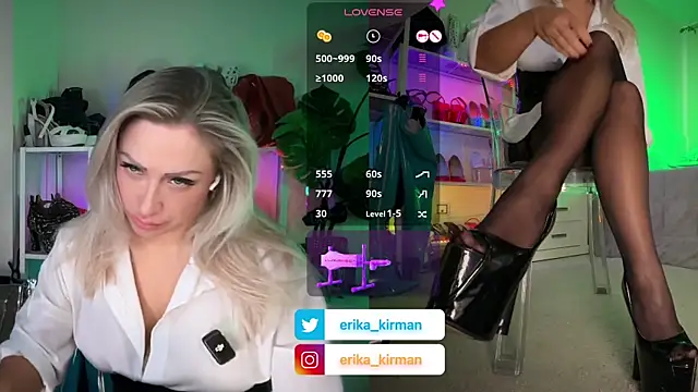 Snapshot of Erika_Kirman chatting on October 2025 10:23:02 AM Erika Kirman online show from October 2025 10:23:02 AM