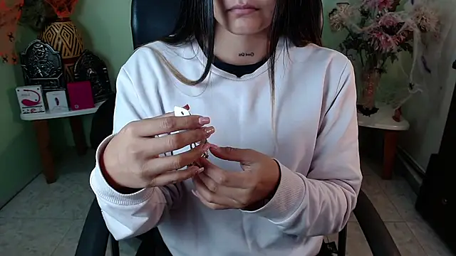 DestinyHills online show from October 2025 12:05:01 PM