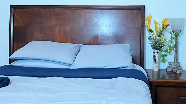 Christine 35 online show from February 2025 05:39:02 PM