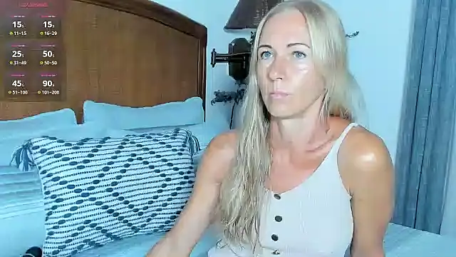 Snapshot of Christine_35 chatting on May 2026 11:38:02 AM Christine 35 online show from May 2026 11:38:02 AM