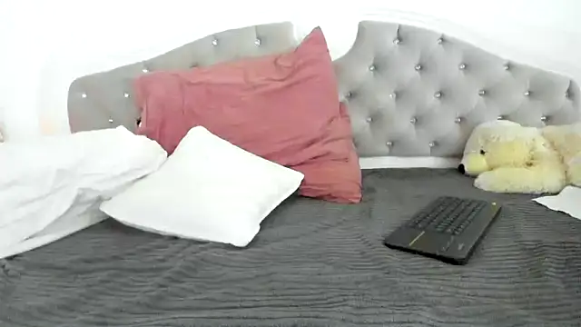 meryamvip online show from December 2024 11:42:01 PM