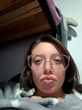 linda-schmidt online show from May 2026 10:50:02 PM