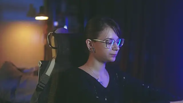 alyssa sweet online show from September 2025 03:52:01 AM