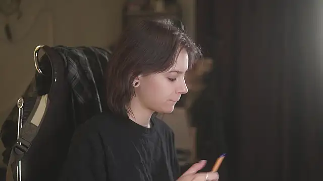 alyssa sweet online show from April 2026 04:46:01 AM