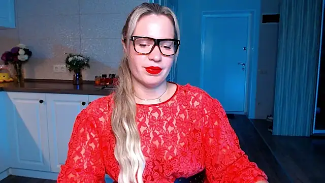 HotTiffani online show from September 2025 03:37:01 PM