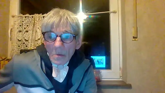 InMeinenMund online show from December 2024 04:38:02 PM