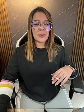 KellyBrooklyn  online show from February 2026 02:57:02 PM