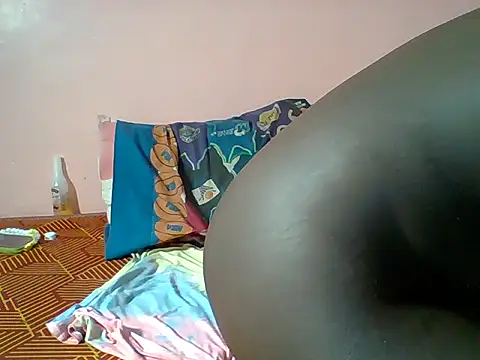 sluutygirl online show from December 2025 11:21:01 PM