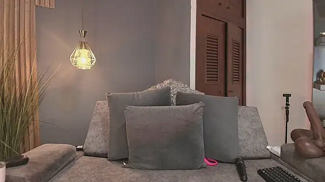 ChristieKroes online show from September 2025 03:27:02 PM