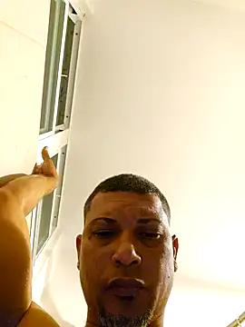 Snapshot of tropikboy chatting on December 2025 01:56:02 AM tropikboy online show from December 2025 01:56:02 AM