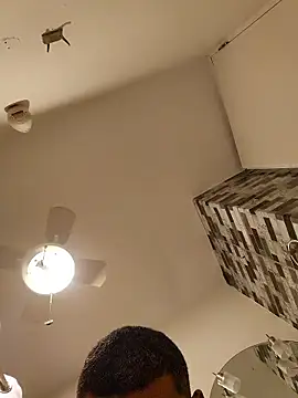 Snapshot of tropikboy chatting on January 2026 09:47:02 AM tropikboy online show from January 2026 09:47:02 AM