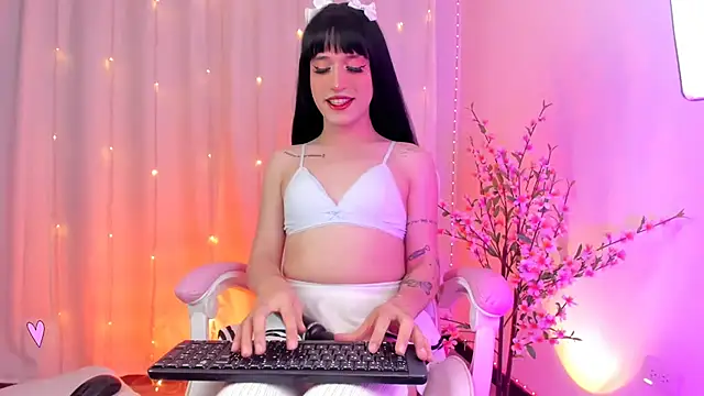 rosseblondee online show from September 2025 09:08:02 PM