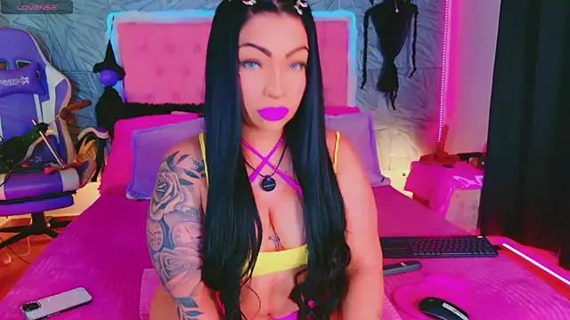 macasweet online show from October 2025 09:06:01 PM