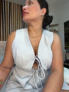 valerie lya online show from March 2026 12:55:01 PM