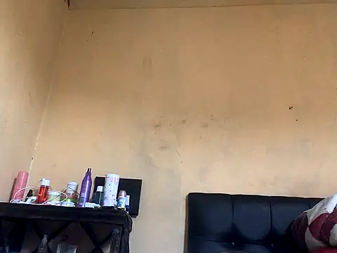 Snapshot of Wonderfulrose chatting on September 2025 02:18:02 PM Wonderfulrose online show from September 2025 02:18:02 PM