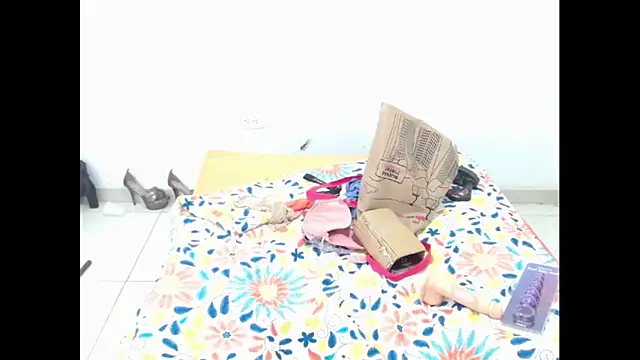 keyklin1 online show from December 2025 01:29:01 PM