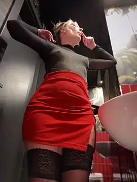 The Snowwhitee online show from February 2025 07:16:02 PM