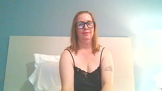 Snapshot of SweetandNaughty1 chatting on December 2024 02:59:02 AM SweetandNaughty1 online show from December 2024 02:59:02 AM