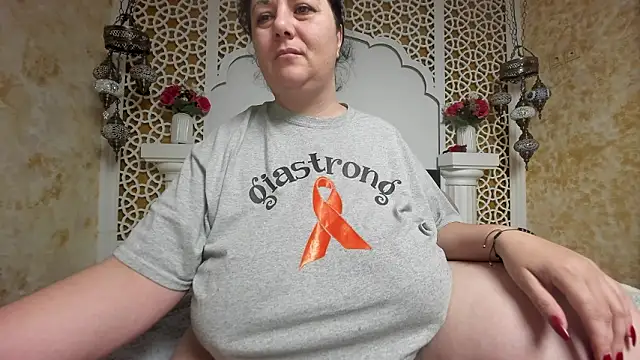 AleshaArabian online show from March 2026 05:13:02 AM