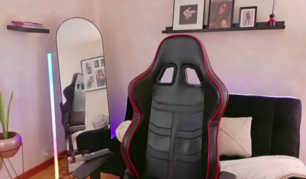 EmmyEvans1 online show from March 2026 07:37:01 PM