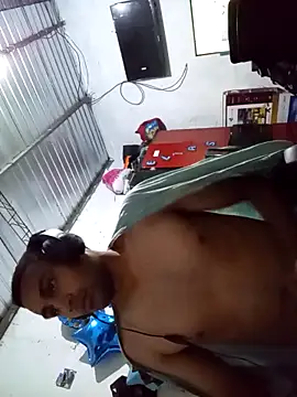 elias4k online show from April 2026 07:00:01 AM