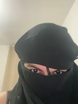 Marocainegroscul online show from November 2025 03:45:01 PM