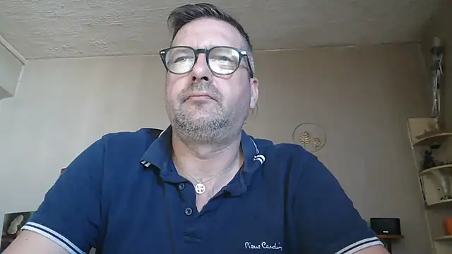 matrikes1 online show from April 2026 01:00:02 PM