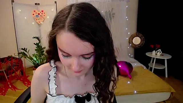 CloudGrace online show from February 2025 12:26:01 AM